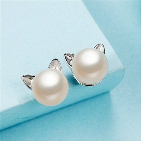 Silver Tone Cat Ear Faux Pearl Earrings - Picture 2 of 12